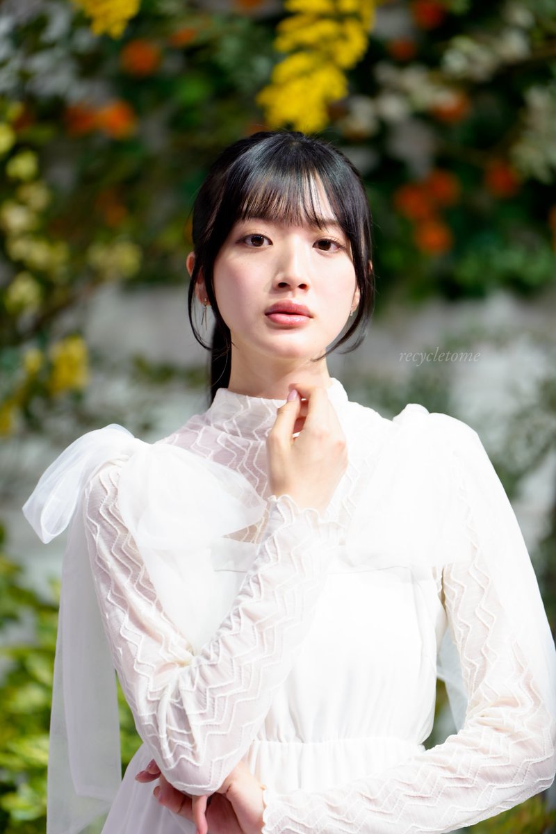 今日の桃さんも素敵ですね 今日はα1Ⅱ + FE 70-200mm F2.8 の