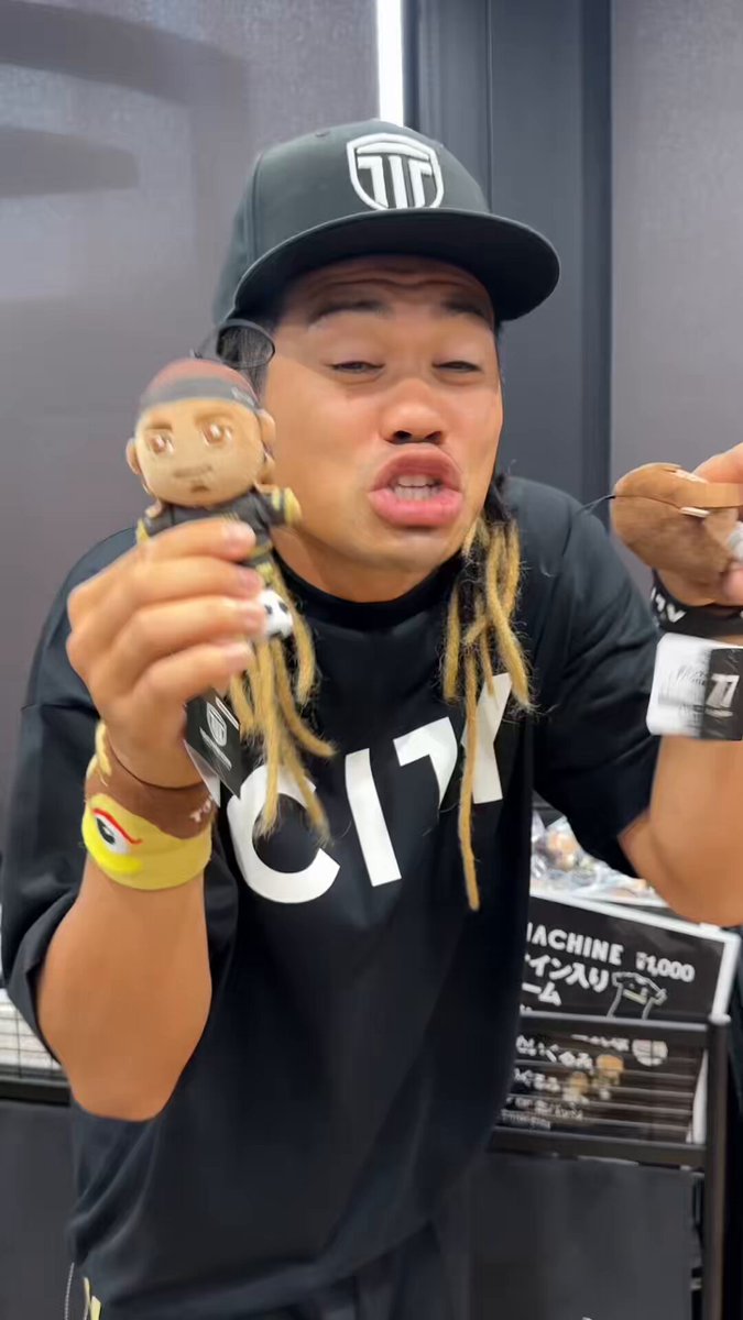 パウロの人形って何？！🤣 新商品グッズ紹介✨✨✨ 皆さんスタジアムで