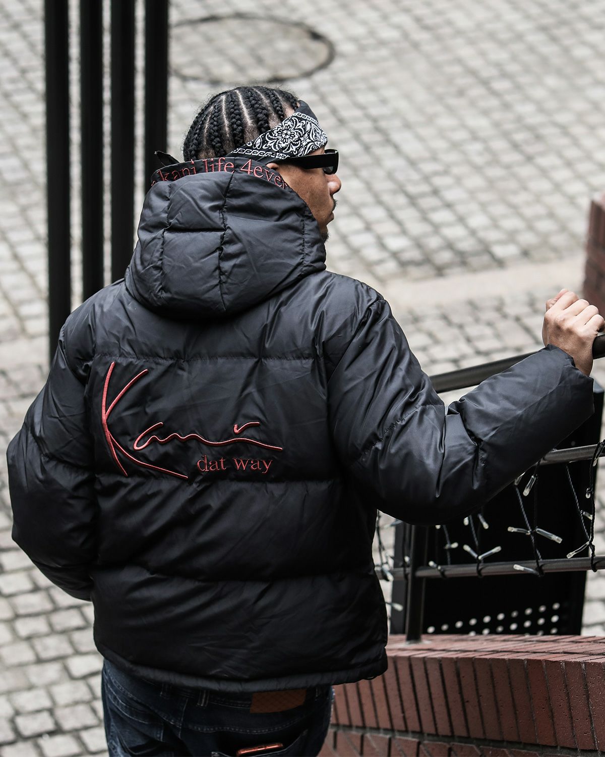 Karl Kani] ブラックレッド ダウンジャケット | PEET ONLINE STORE