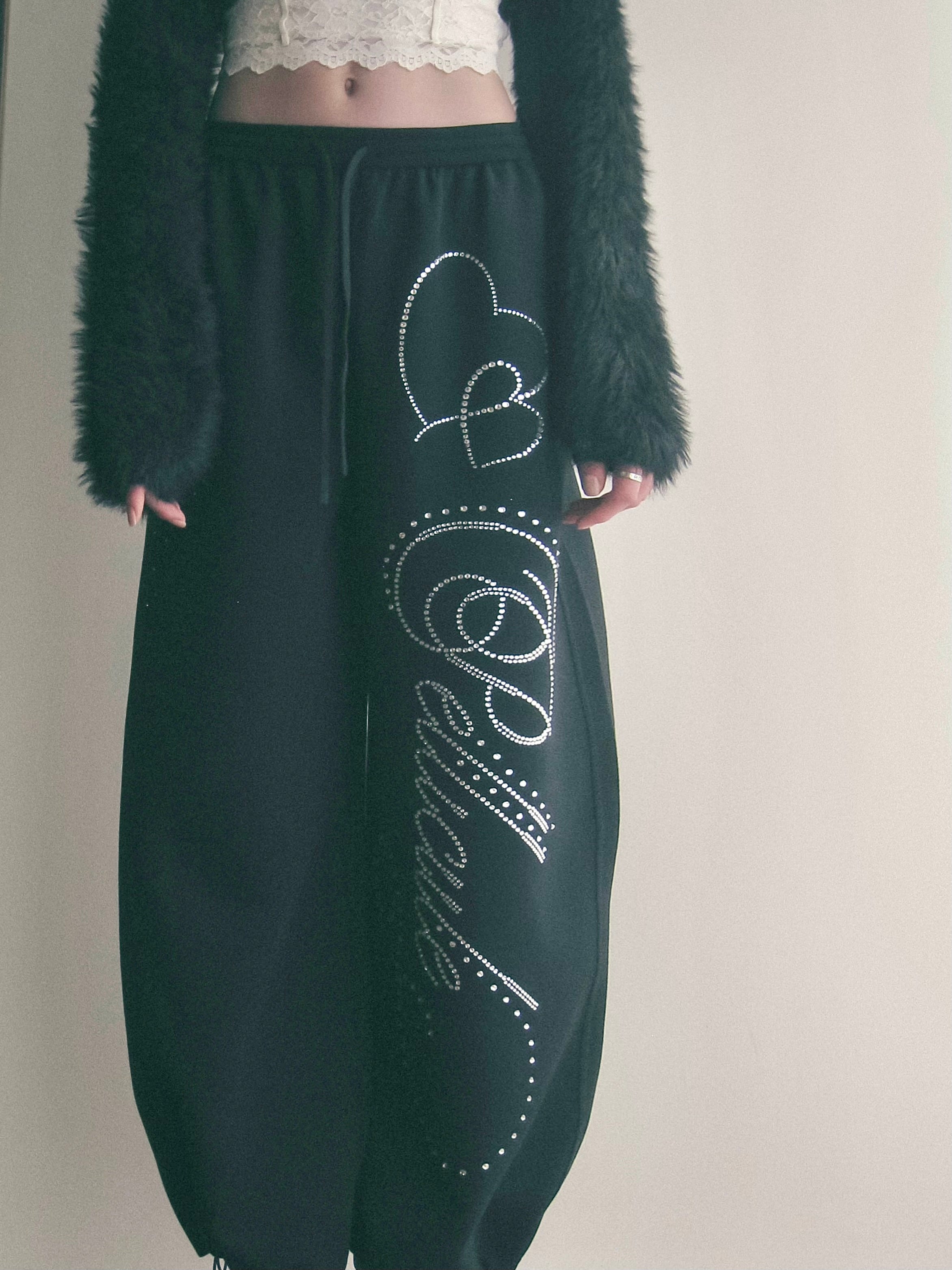 stone-deco sweat pants｜PELLICULE | ぺリキュール