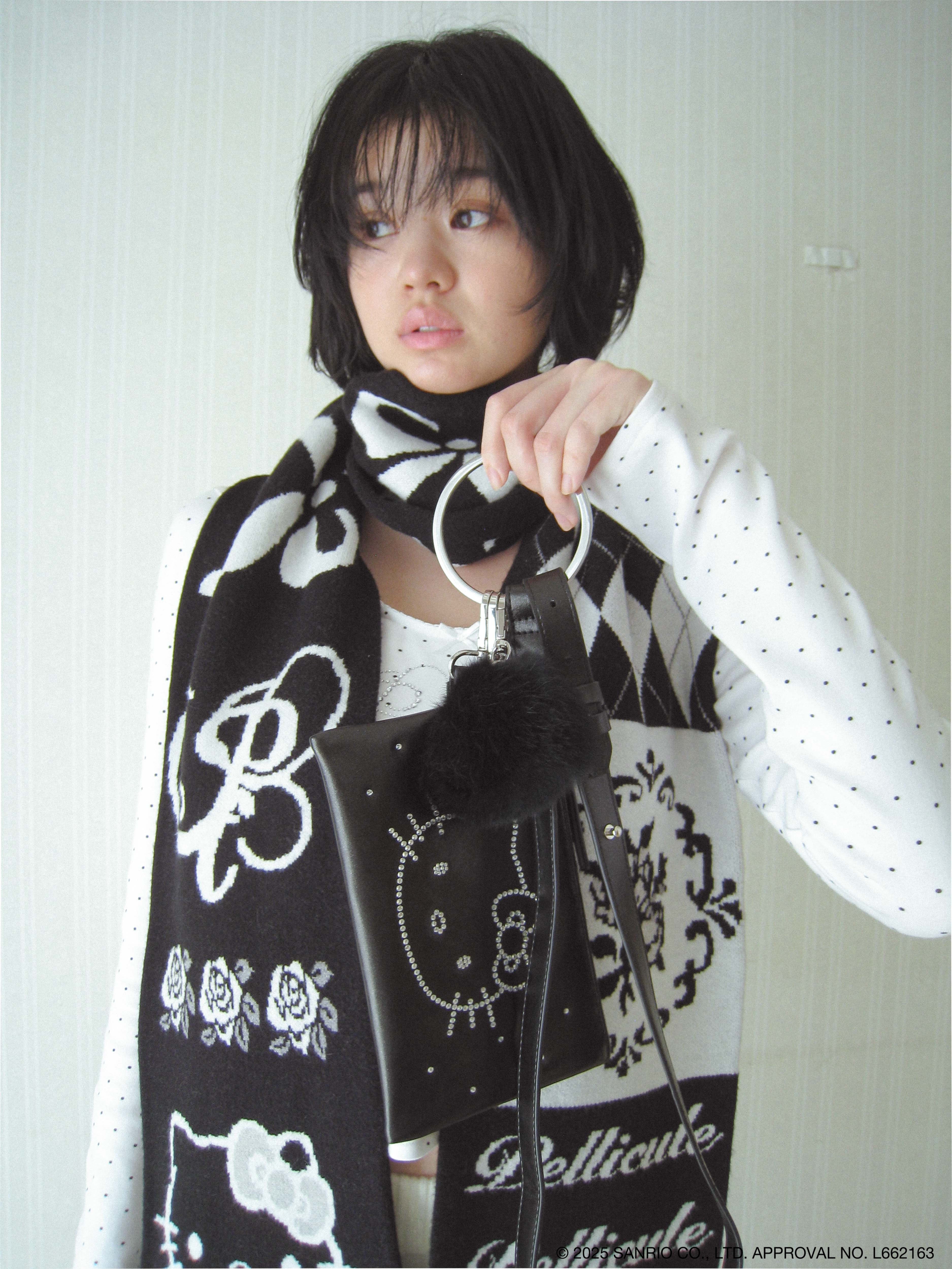 HELLOKITTY hug knitmuffler｜PELLICULE | ぺリキュール