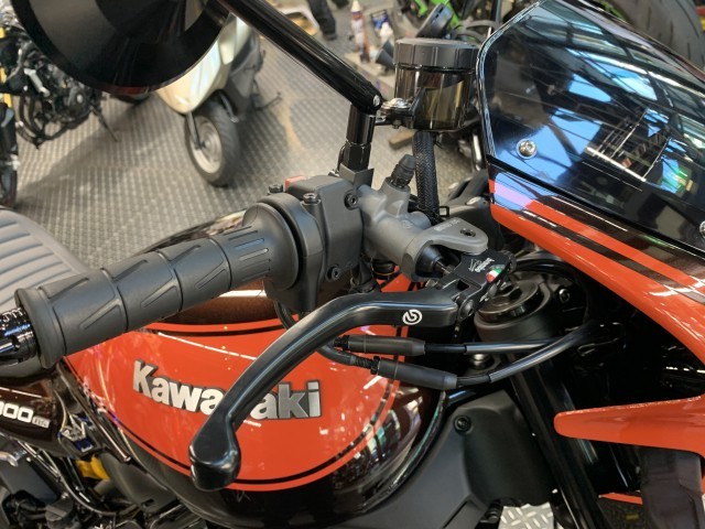 Z900RSに、そろそろブレーキ周りのカスタムはいかがでしょうか