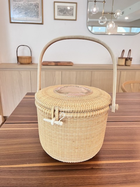 8インチラウンドパースと軽井沢彫 : ローズ家のナンタケットバスケット