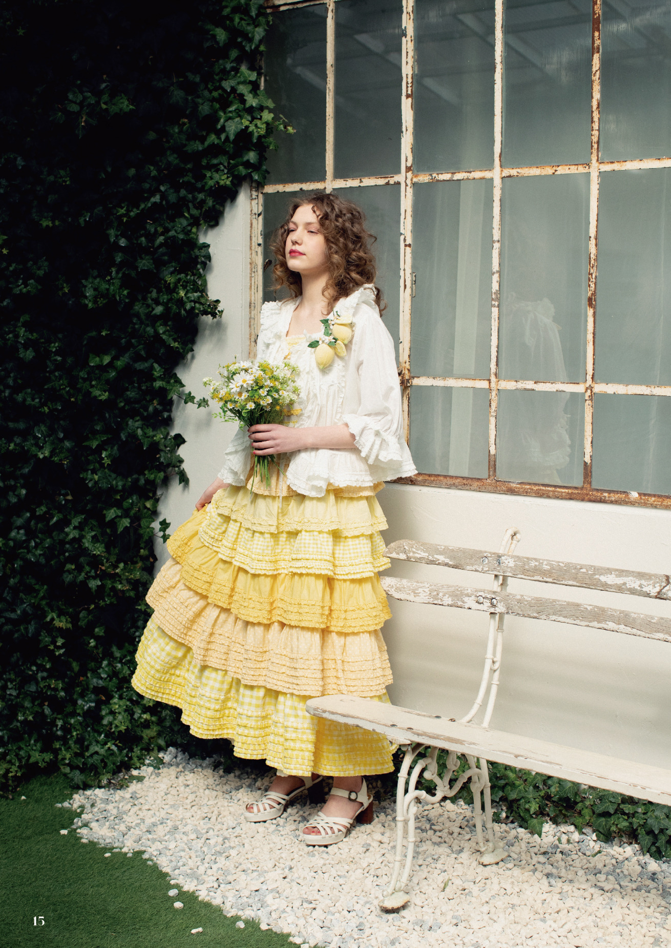 美品】ピンクハウス 24年 ミニリボンいっぱいブラウス クリーム