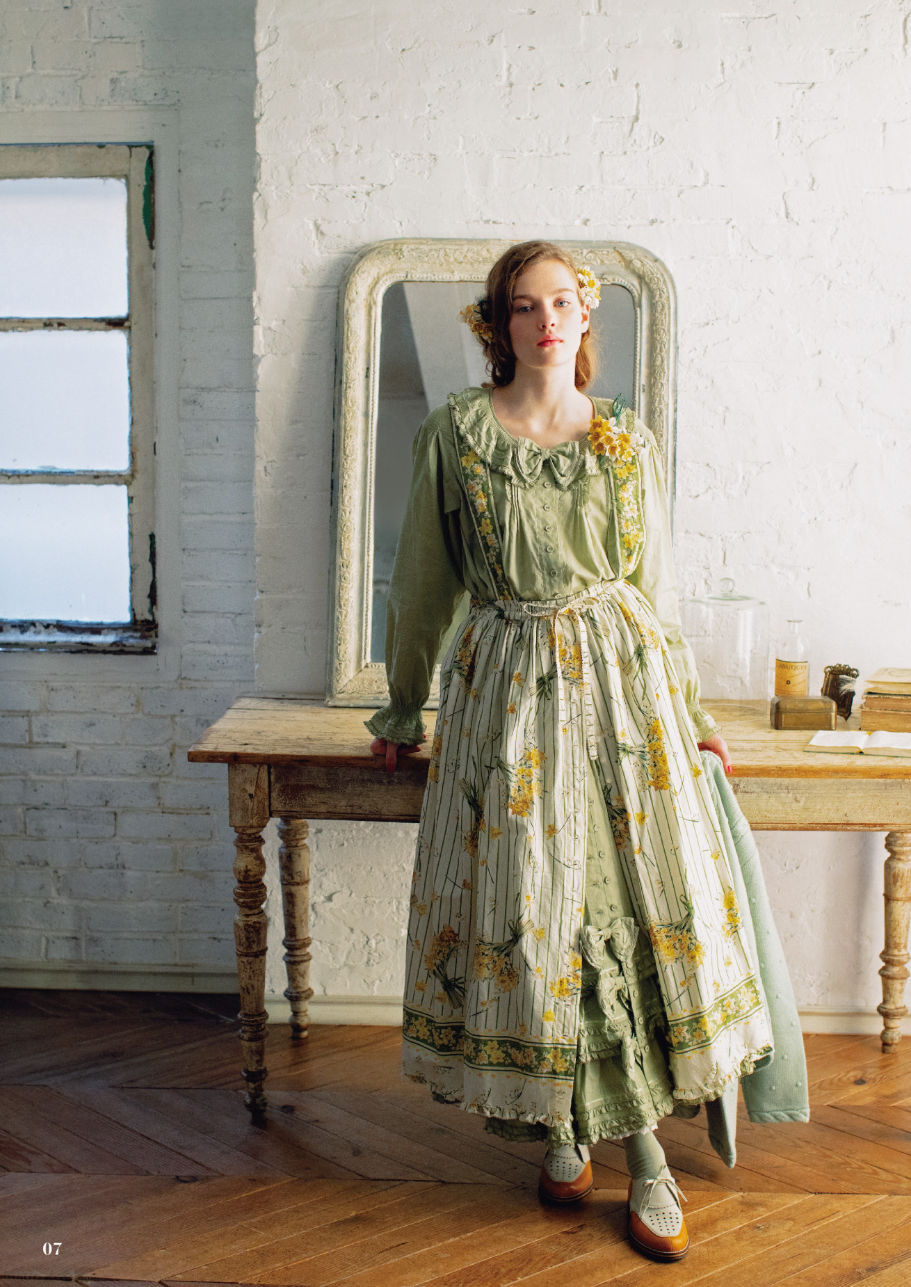 ピンクハウスのPINKHOUSE 2024 Early Springカタログ｜PINK HOUSE