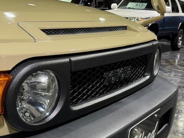 トヨタ FJクルーザー ベースグレード XCスタイル リフトアップ