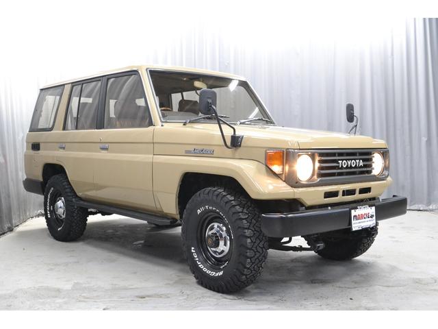 トヨタ ランドクルーザー70 ZX ディーゼル オートマ 全塗装サンド