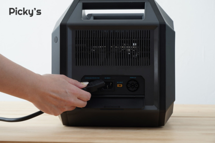 充電が速い！RENOGY ポータブル電源 1000を実機レビュー！ソーラー