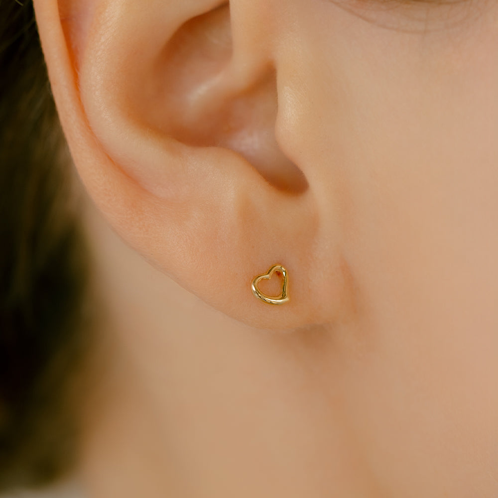 K18YG オープンハート ボディピアス（軟骨ピアス）アウターコンク