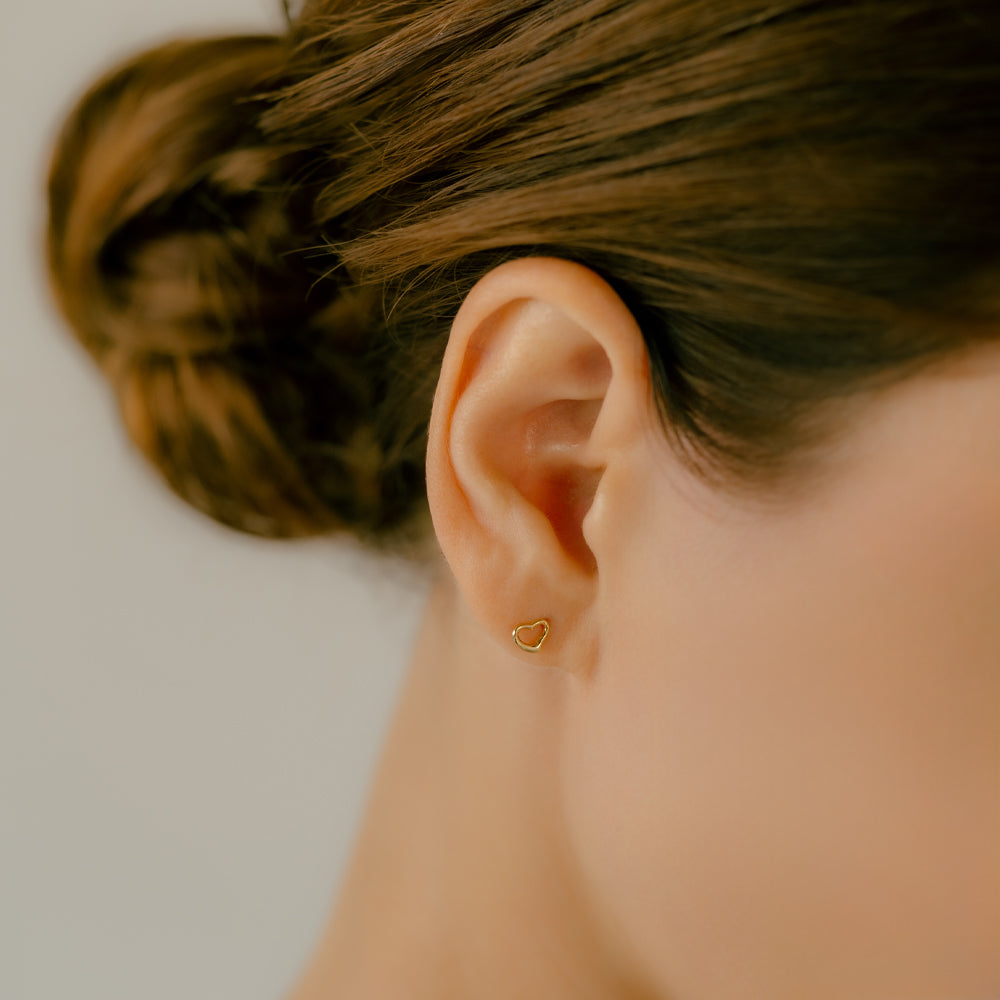 K18YG オープンハート ボディピアス（軟骨ピアス）アウターコンク