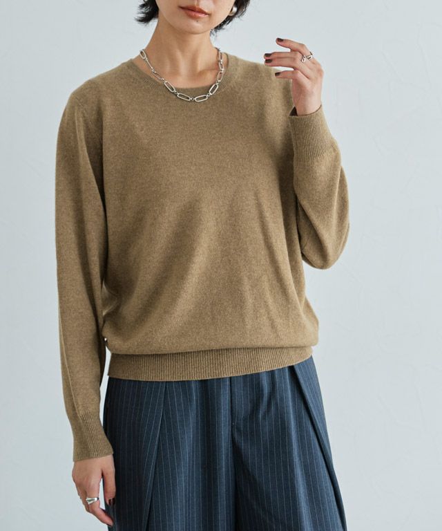 色は「キャメル」一択！コスパで選ぶカシミヤニット | 40,50代の高見え
