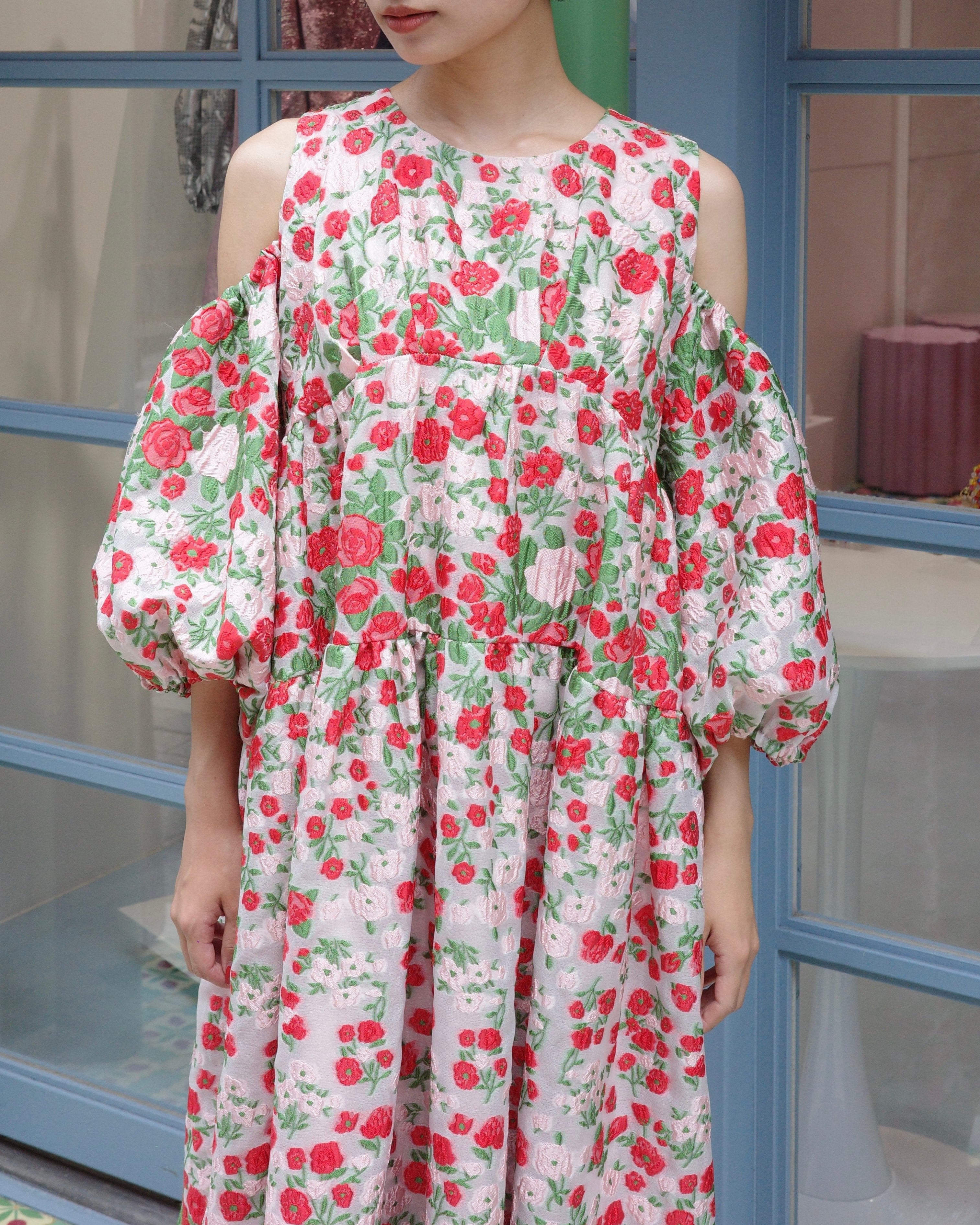 POPPY FLOWER JACQUARD OFF SHOULDER DRESS 【公式通販】