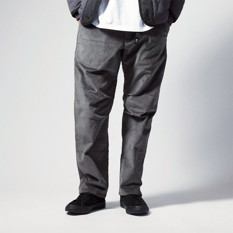 ROARK REVIVAL パンツ 