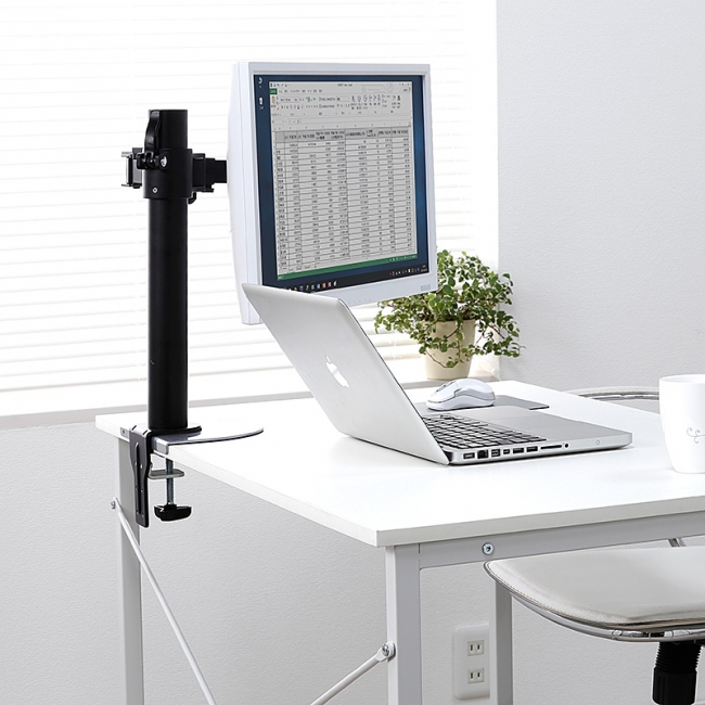 シンプルだからシーンを選ばない！7サイズ展開の万能ワークデスクを6月