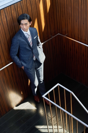 汗ばむ季節のための「THE THIRD SUITS🄬」発売通気性の良いメッシュ