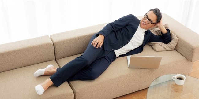 AOKI創業以来、類のないスーツ！？マスクに次ぐ新生活様式対応商品第2