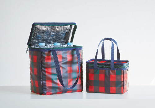 定番のファミリアチェックから誕生した新しいチェックや色とりどりの