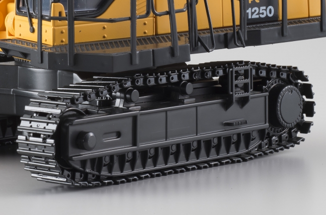 建設機械メーカーとして世界的にその名を知られる“コマツ”の油圧