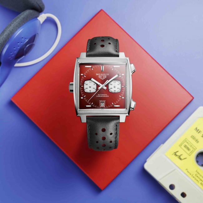 タグ・ホイヤー、アイコニックモデル「モナコ」の誕生50年を記念した