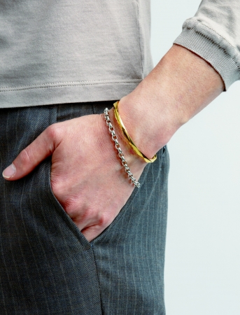 豊富なバリエーションから選べる、自分だけのチェーンジュエリー