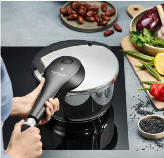 長年の技術革新によるWMF圧力鍋の最上級シリーズ「パーフェクト