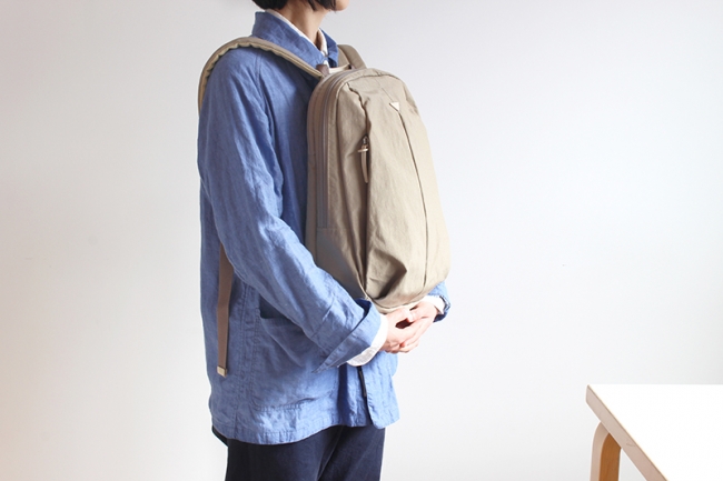 SAZABY のユニセックスライン『PLUS LINE』から“前持ち”を想定した