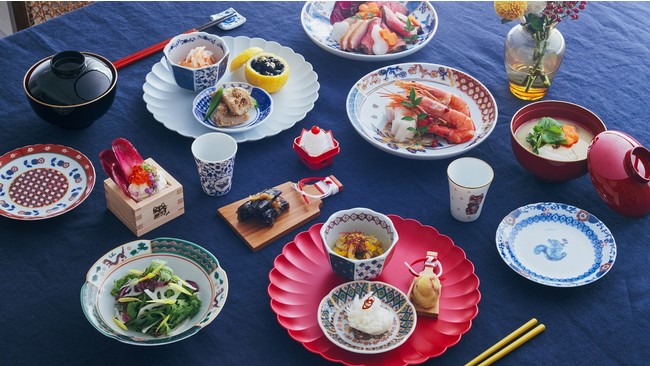 ナタリー・レテさんによる描きおろしのアートを使用したニューイヤー