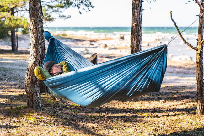 女子キャンパー必見 カワイイ×あったかい ハンモック ポーランド発