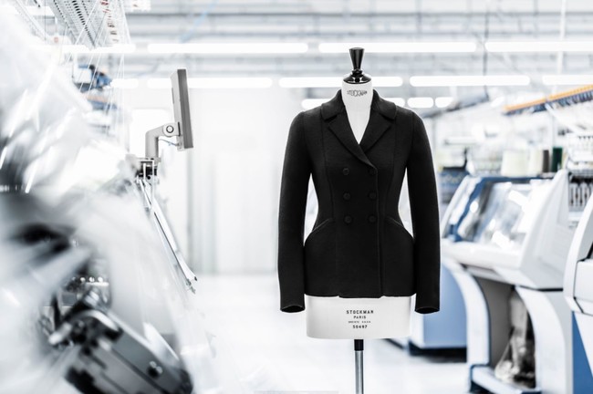 DIOR】「バー」ジャケット最新作がニットバージョンで登場