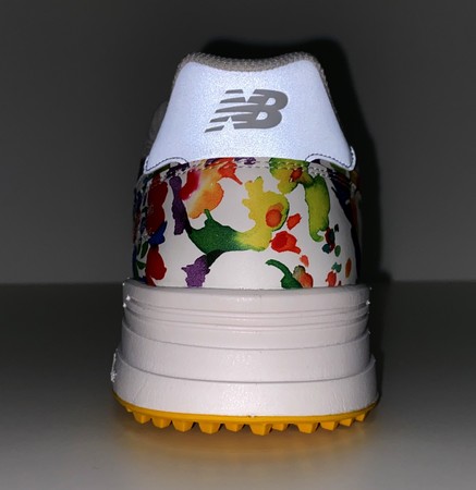 new balance golf がゴルフアパレル5周年を記念したゴルフシューズ2型