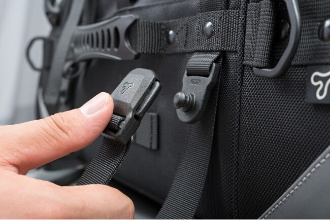 タナックス MOTOFIZZ 新型シェルシートバッグシリーズ登場！ | テレ東