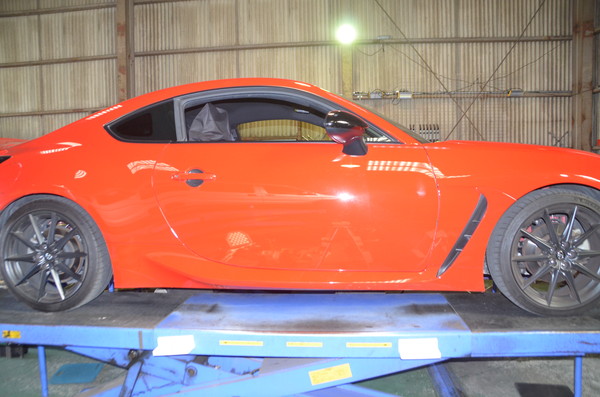 ZN8 GR86 TEIN ダウンサス取り付け 四輪アライメント調整 ｜ 持ち込み