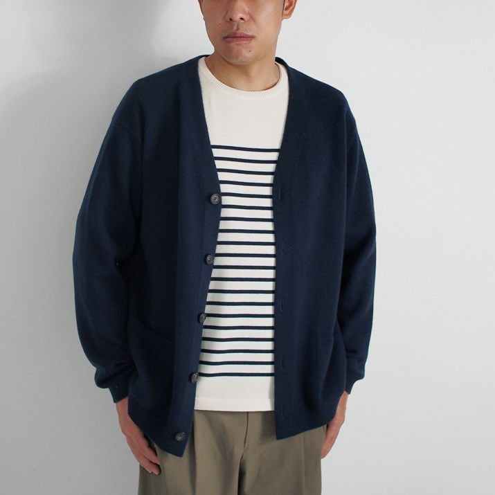 カシミヤ100％リラックスVネックカーディガン | Milestone公式