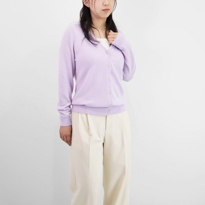 カシミヤ100％Vネックカーディガン | Milestone公式オンラインストア