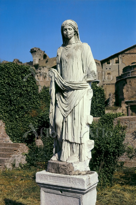 ヘスティアの像」 [20360335]のアート作品 - アフロ