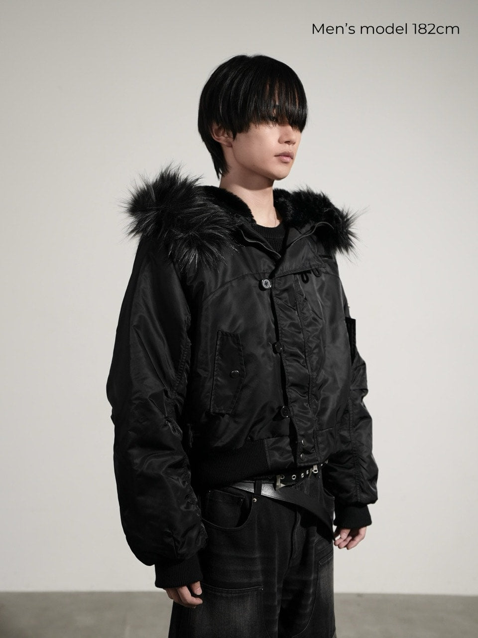 CHIKASHITSU PLUS HIGH】N-2B cropped hood blouson (nylon