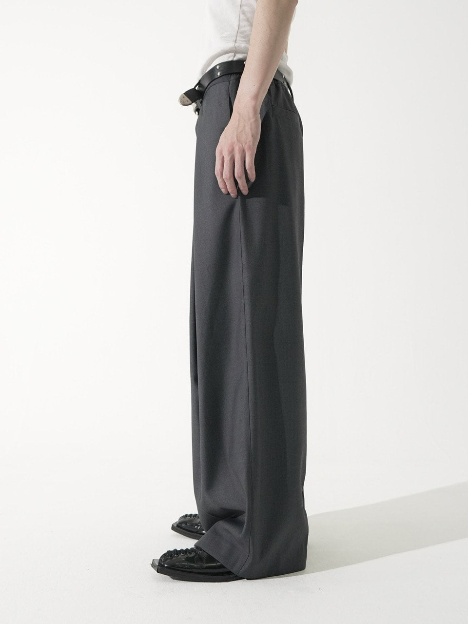CS】cross tuck drape slacks – PRESSING WEB SHOP