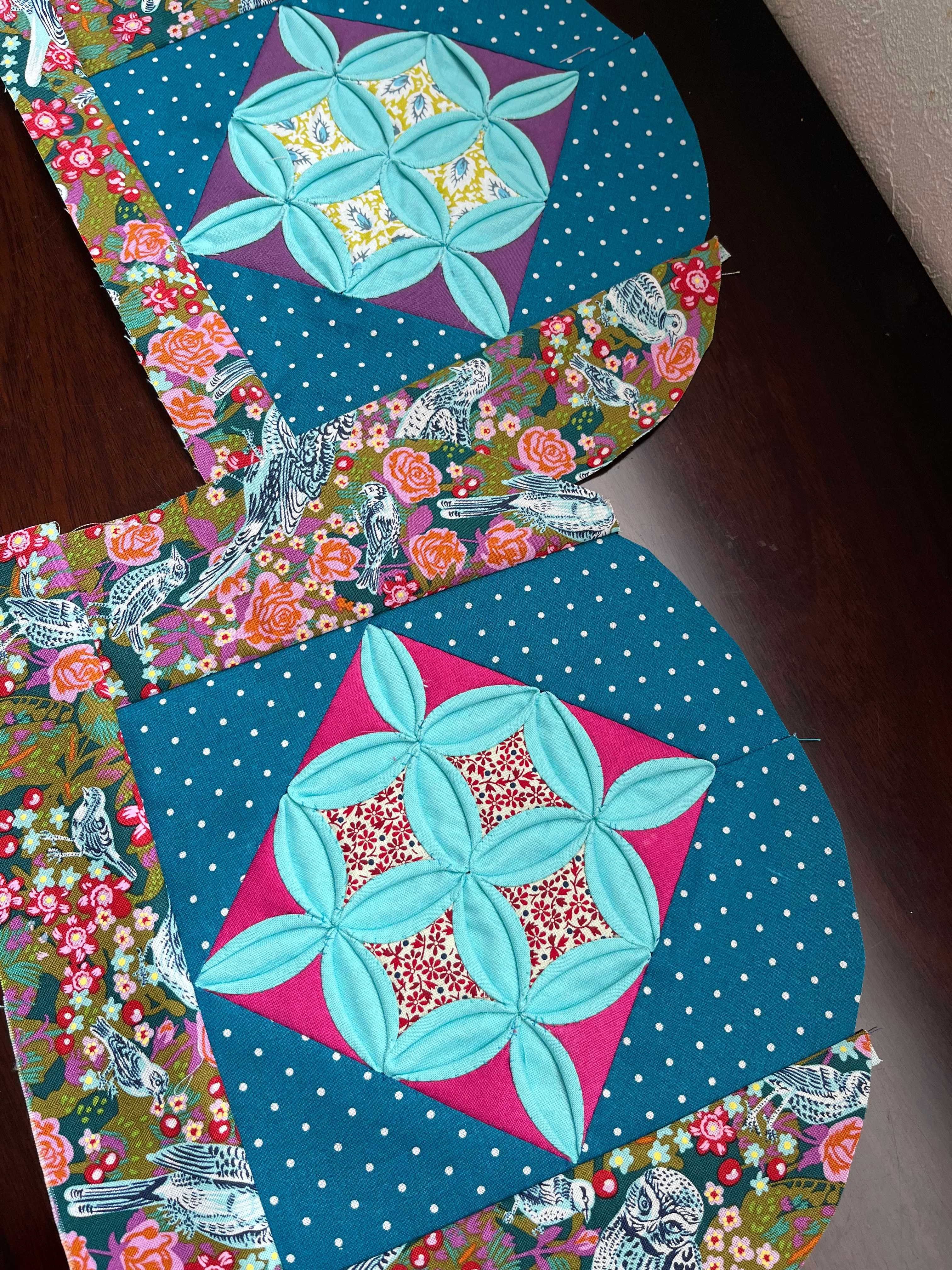 カテドラルウィンドウ - 楽しいパッチワークキルトの日々