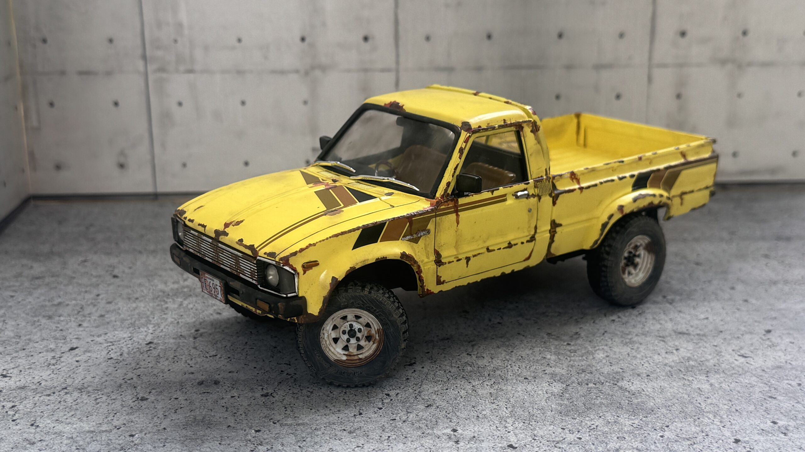 海風にやられた？サビ塗装で仕上げるハイラックス！ウェザリングの4