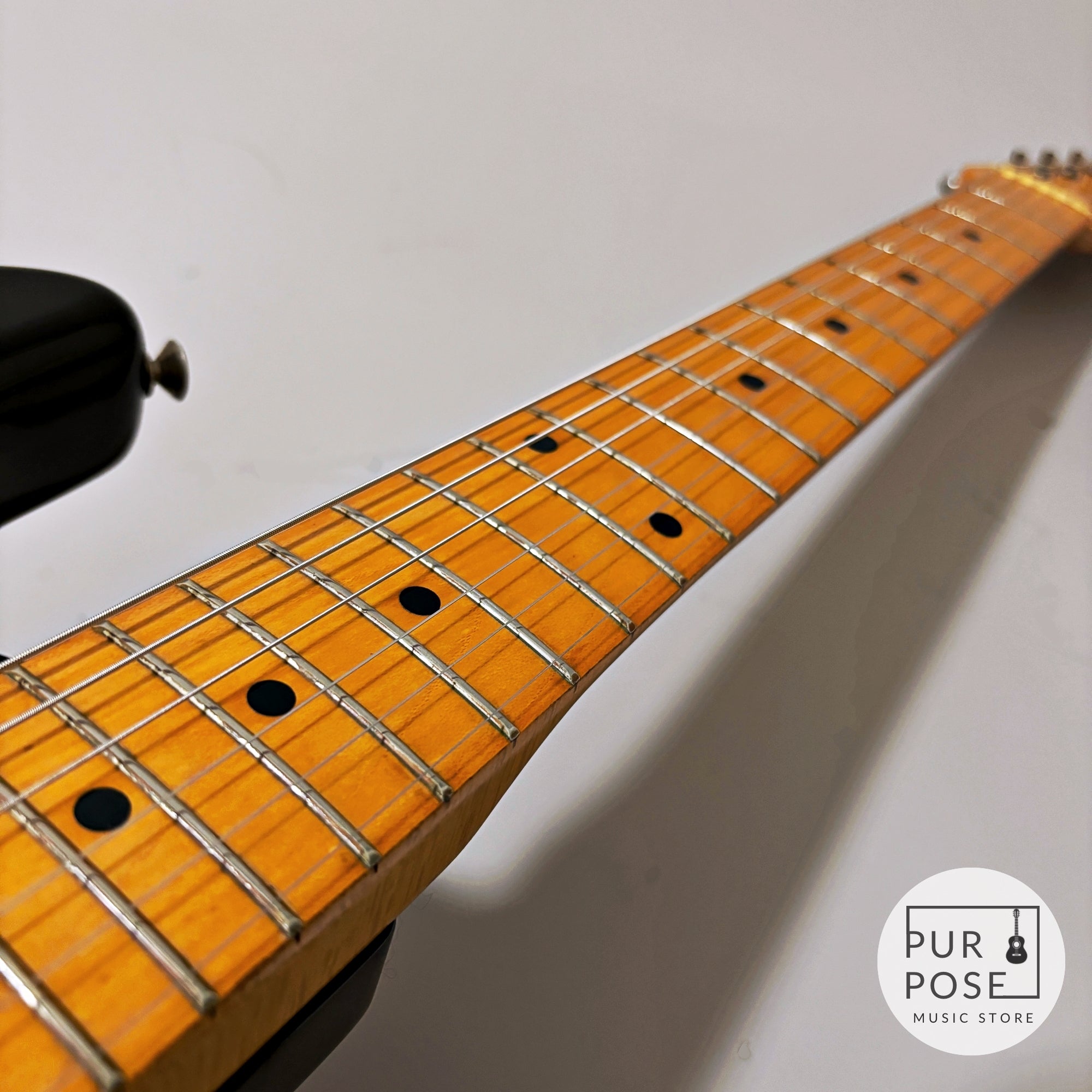 Used] Tokai ST-80 Springy Sound Stratocaster type made in 1981