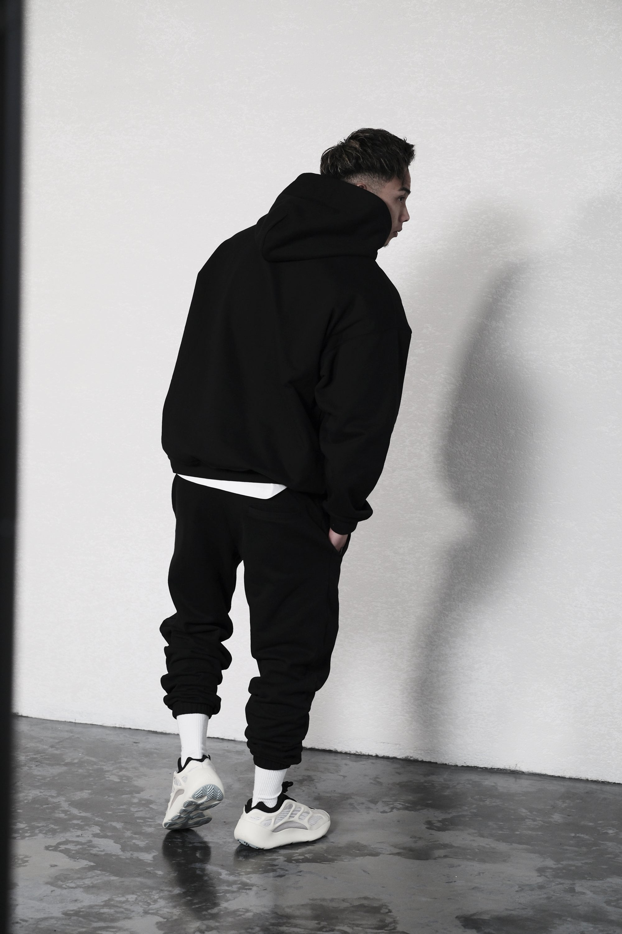 Pvot N-Basic Hoodie (Black)