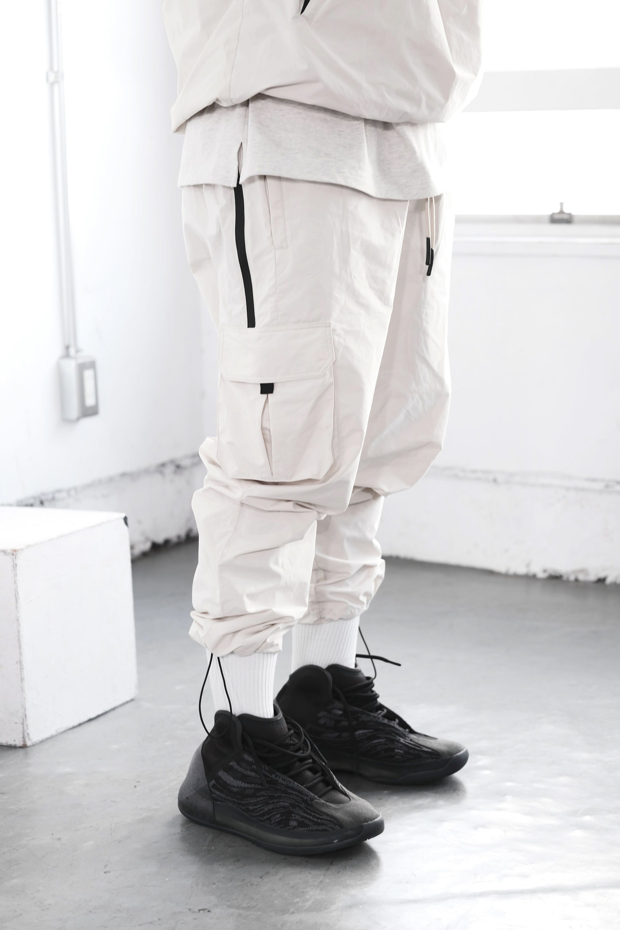 Pvot Premium Nylon Pants (Cream)