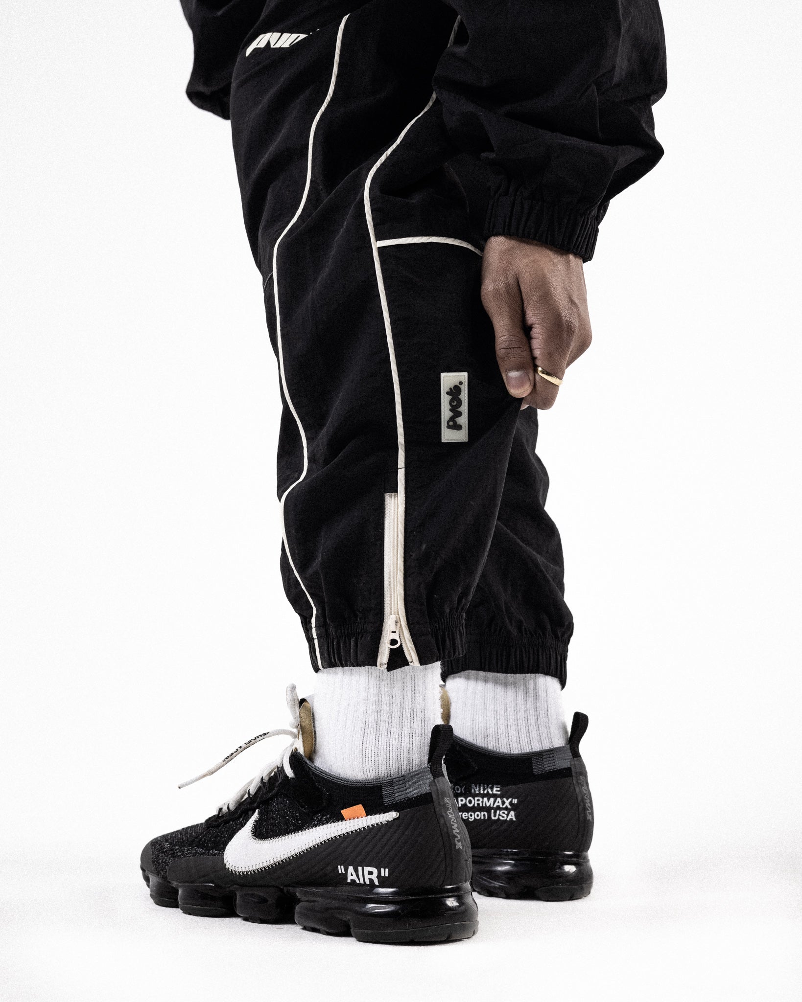 Pvot Premium Nylon Line Jogger Pants (Black)