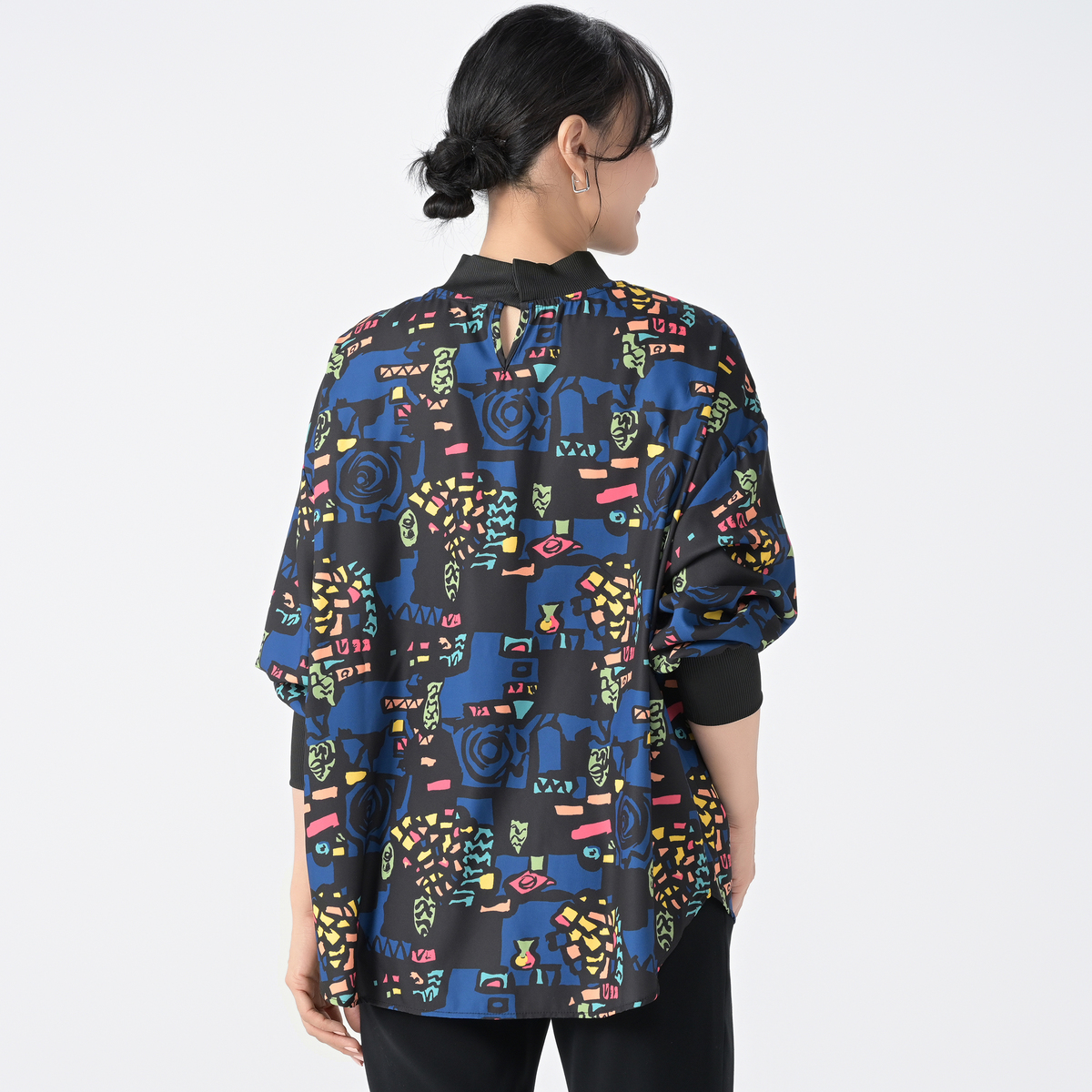 MORNMAGIE ステンドグラス風アートプリント長袖トップス MORNMAGIE