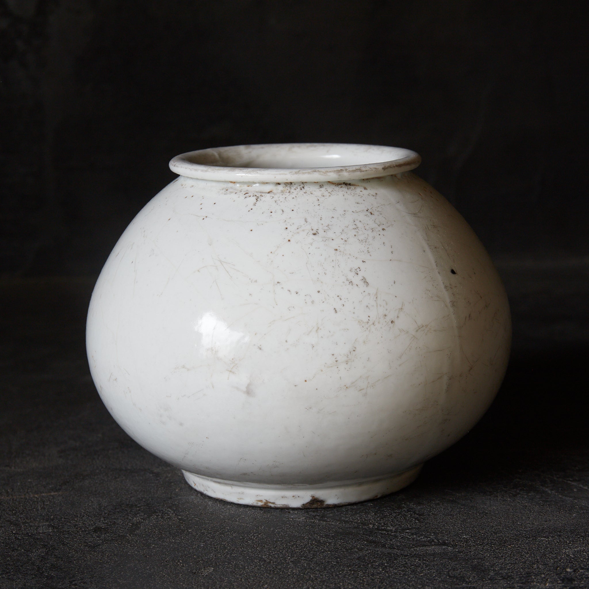 李朝 白磁丸壺（1392–1897CE） | 入蘆花（ロカニイル）