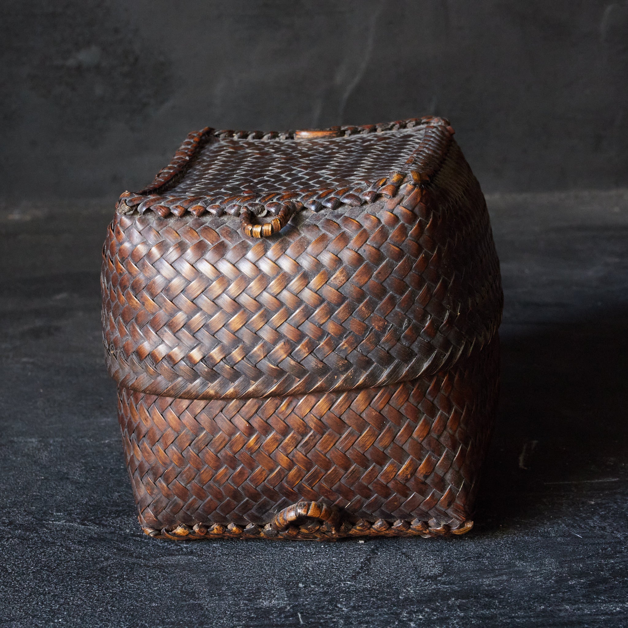 イフガオ族の飯籠（近世：16–19世紀） | 入蘆花（ロカニイル）