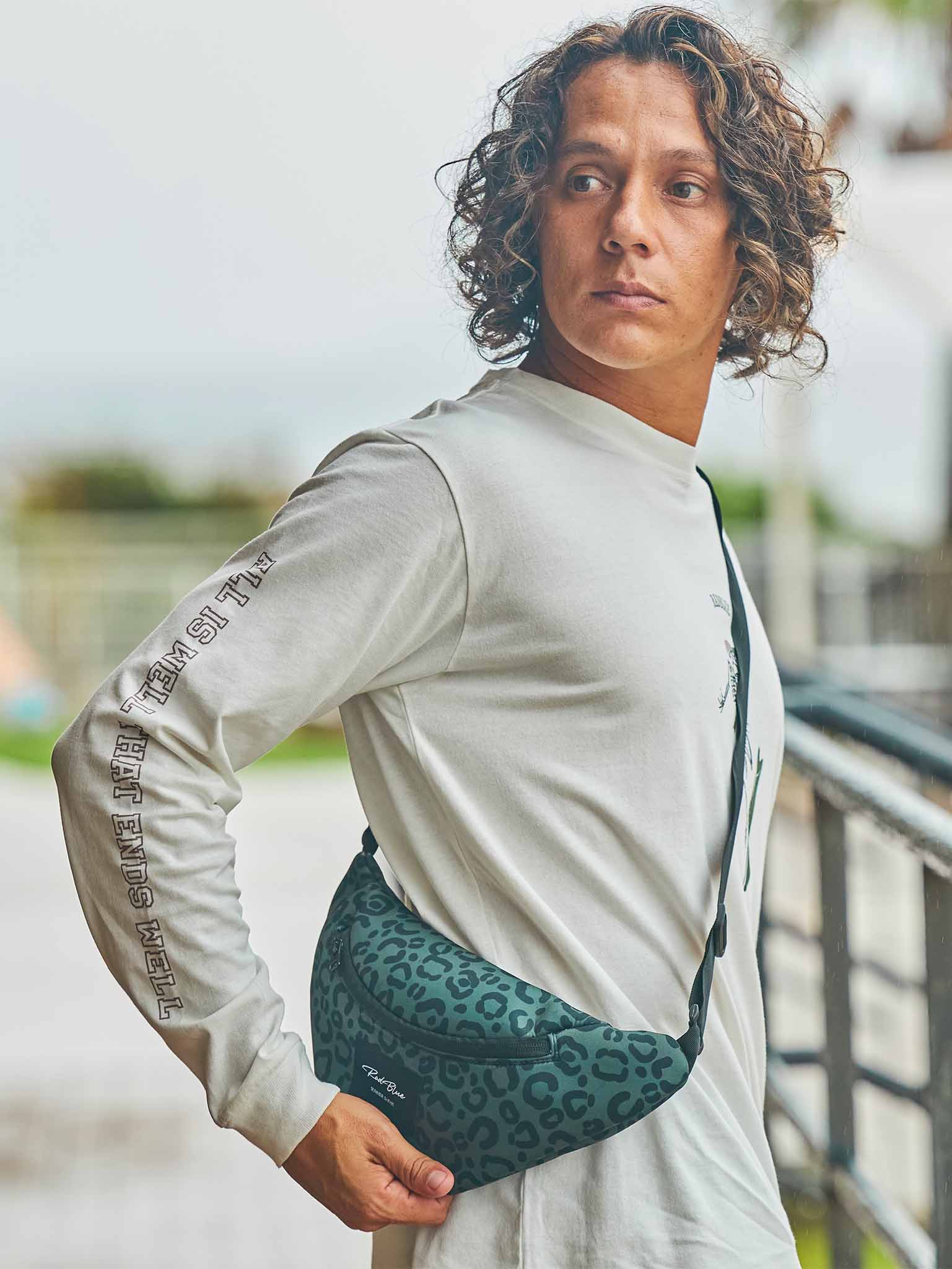 Radblue ネオプレーンウエストポーチ【LEOPARD】