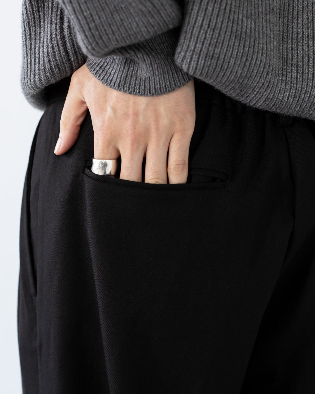 2Tuck Wide Wool Touch Slacks -black-