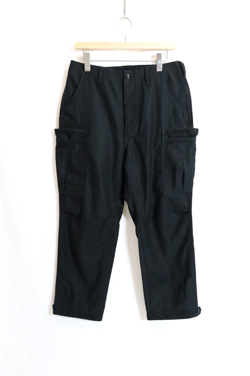 SASSAFRAS / Overgrown Pants 4/5 - Black – redtriangle