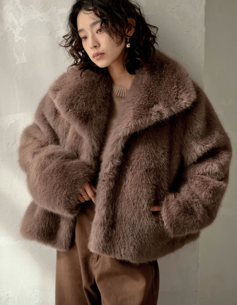 ビッグカラーフェイクファーショートコート - ジャケット/アウター通販